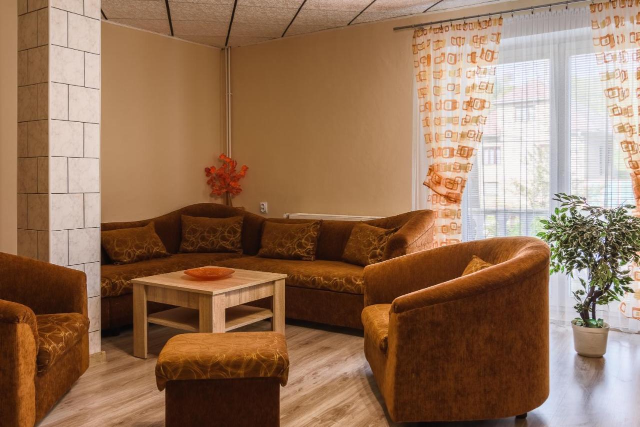 Apartman Elegant 2 Bešeňová Екстериор снимка