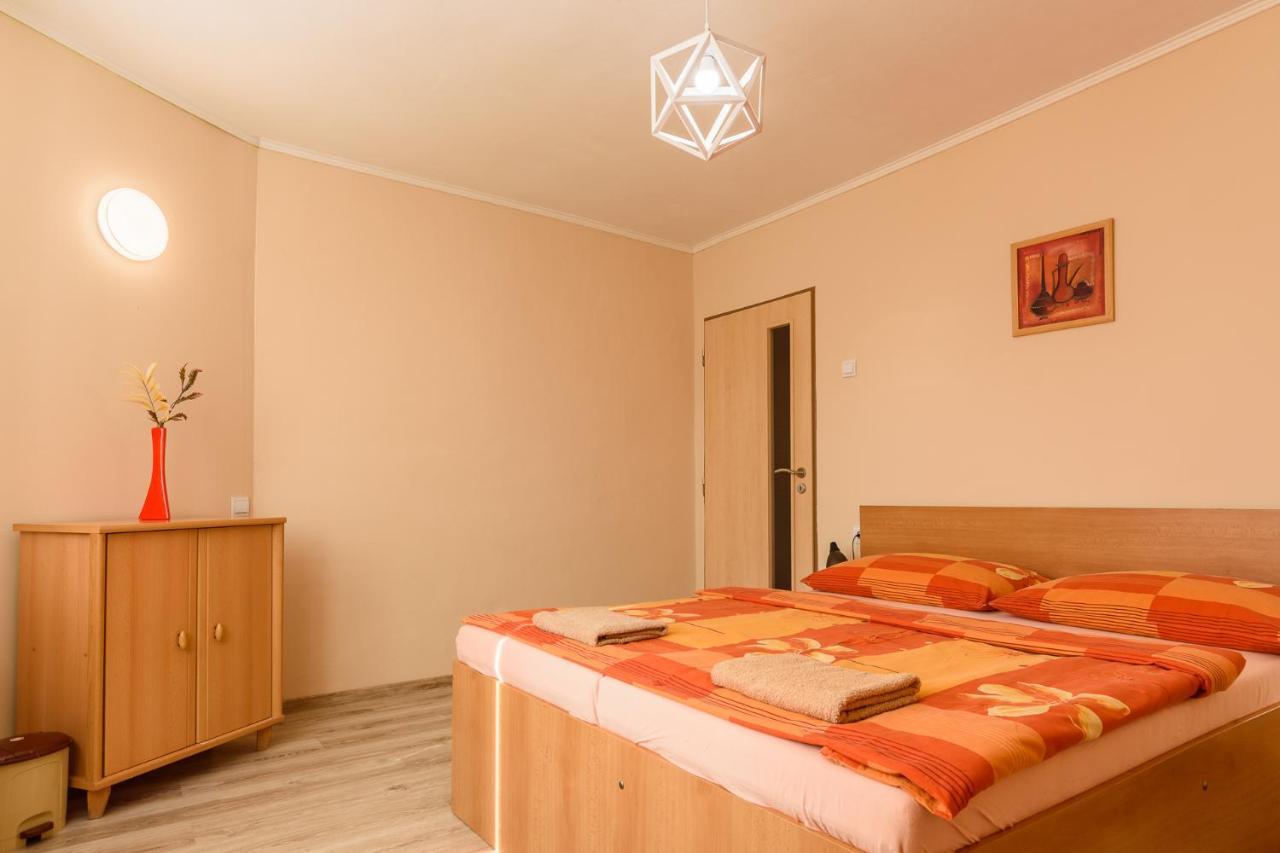 Apartman Elegant 2 Bešeňová Екстериор снимка