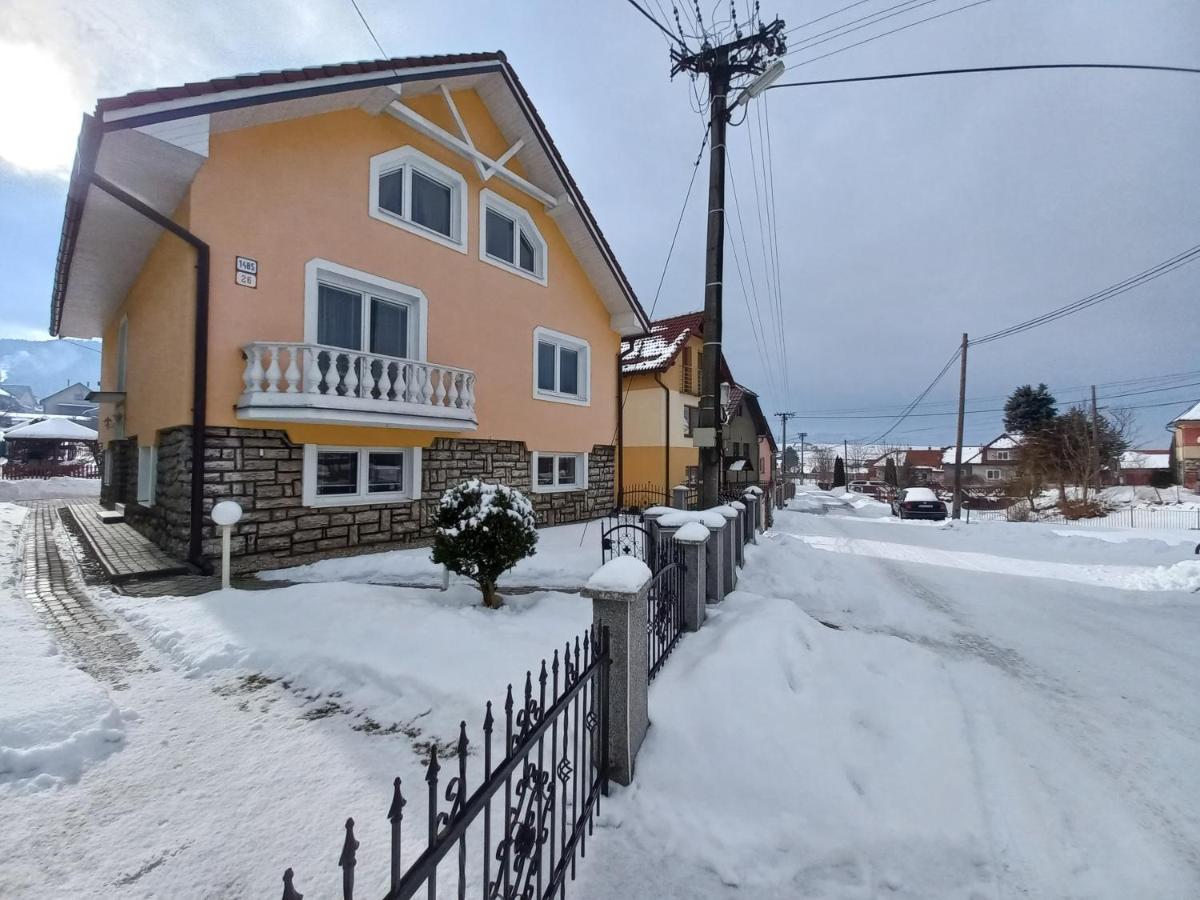 Apartman Elegant 2 Bešeňová Екстериор снимка